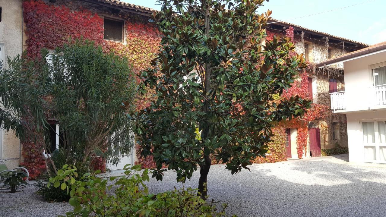 Altebas Bed and Breakfast Nogaredo di Prato Exterior foto