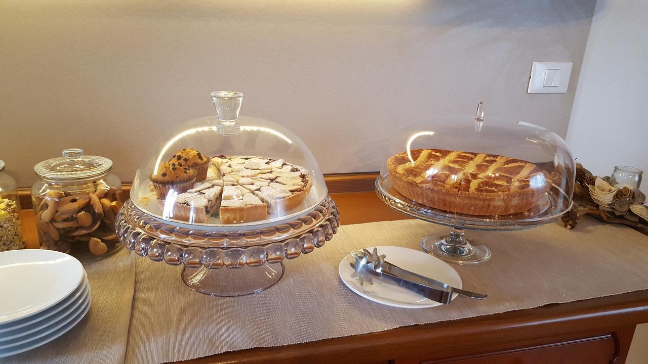 Bed and Breakfast Altebas Nogaredo di Prato Exterior foto